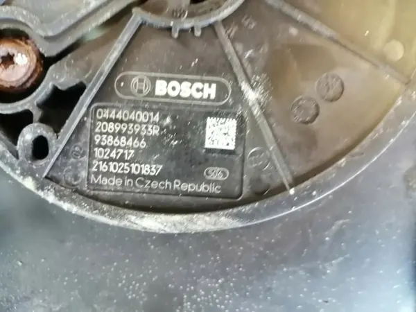 Réservoir AdBlue OEM 208993933R pour Vivaro B/Trafic III image 4
