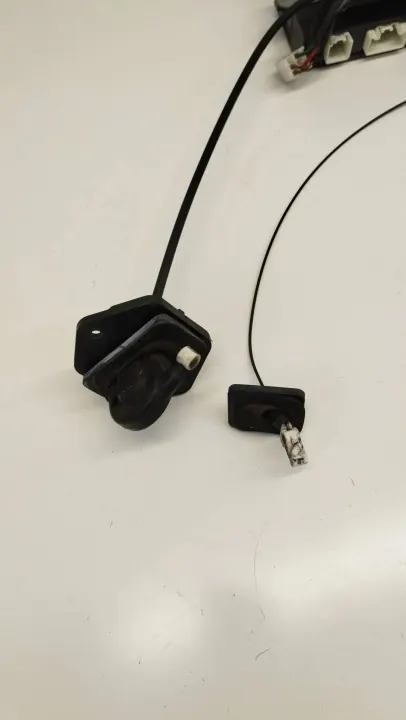 OEM 2B09B42341 Linker deurmotor voor Mazda 5 2012 image 4