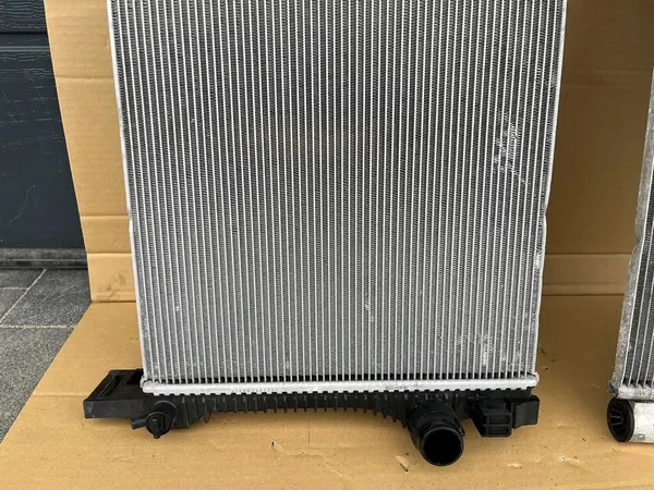 Radiador de agua Volvo XC60 II image 4