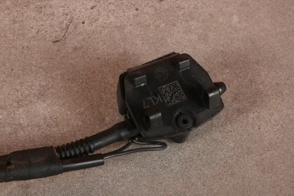BMW X1 F48 Spolarledning OEM 7470622 - Begagnad image 5