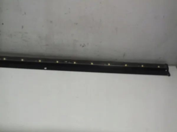 Éclairage d'accueil LED Renault OE 266688929R sous caisse image 8