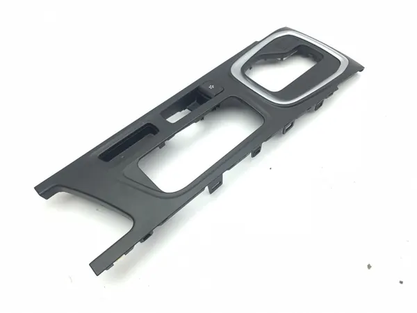 Chassi esquerdo Renault Megane IV 2018 OEM MOU021888 image 2