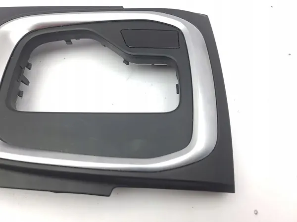 Chassi esquerdo Renault Megane IV 2018 OEM MOU021888 image 9