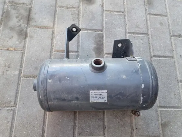 DAF XF 106 CF Lufttank 5,5L - OEM Del image 2