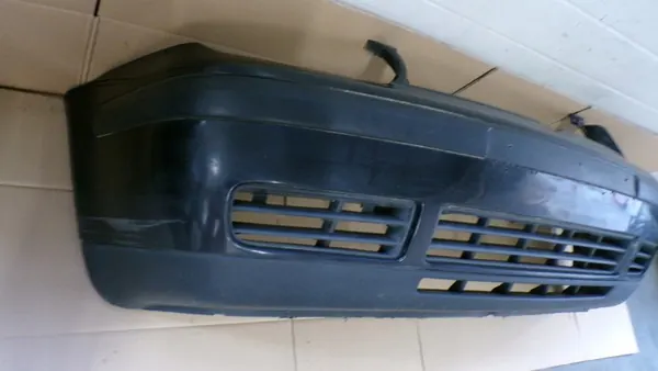 Paraurti anteriore GOLF IV 1J0807217C image 2