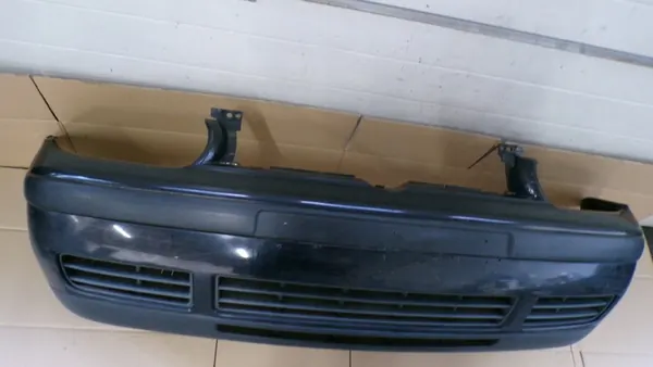 Paraurti anteriore GOLF IV 1J0807217C image 8