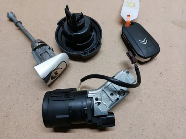 Citroen C5 III X7 2015 contactsleutel set OEM DGK1644 image 5