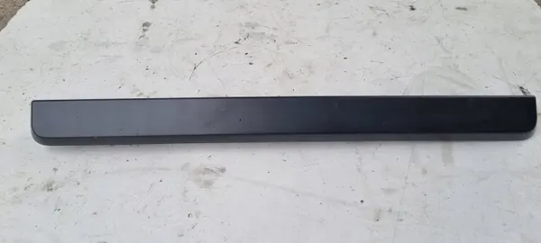 OEM 0851A00XX01 Moldura Puerta Trasera VW Crafter image 2