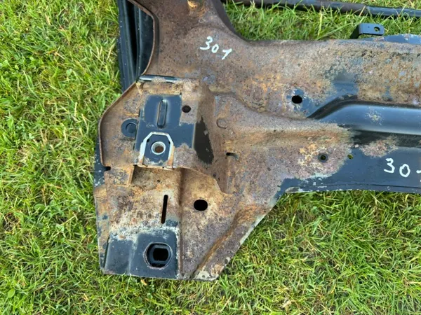 Vorderer Aufhängungsquerlenker OEM für Peugeot 301 image 3