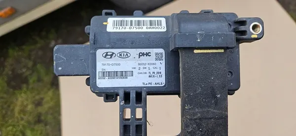 Sensor de proteção de pedestres Hyundai Tucson III 79170-D7500 image 2