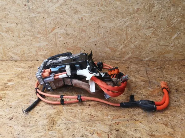 Mercedes A-Klasse W177 Lichtmaschine OEM A1770072899 image 2