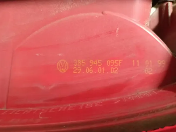 OEM 3B0945095F Linker achterlamp voor VW Passat B5 Sedan image 6