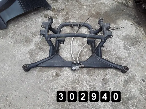 Subchasis Maserati 3200 GT OEM AM-302940 Usado image 4