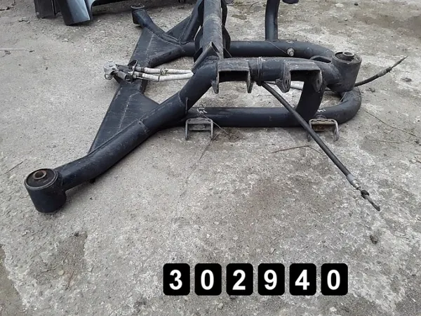 Subchasis Maserati 3200 GT OEM AM-302940 Usado image 6
