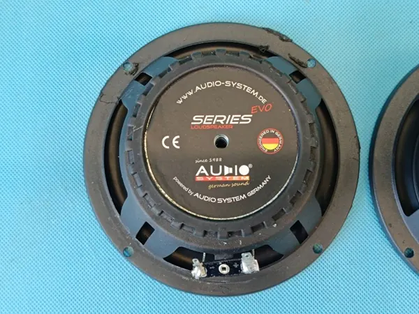Altavoz OEM AUDIO SYSTEM EVO para Skoda Superb 3 Kombi image 5