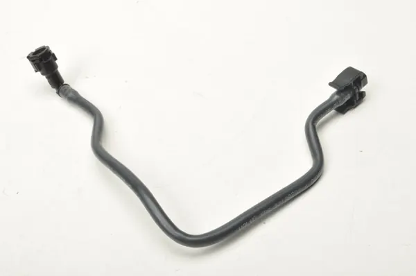 Volvo XC60 II B5 Manguera de Purga OEM 32138292 image 2