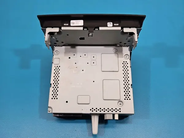 Radio d'origine Fiat Ducato IV OEM 07356232340 image 10