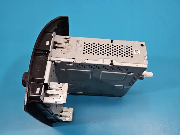 Radio d'origine Fiat Ducato IV OEM 07356232340 image 6