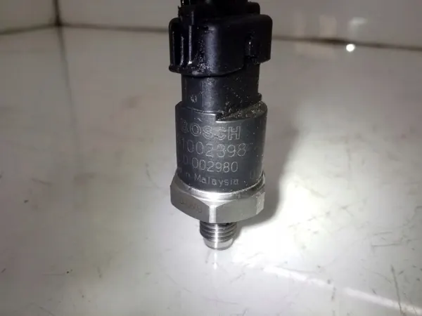 Brandstofdruksensor OEM 0281002398 voor Opel Astra H image 4