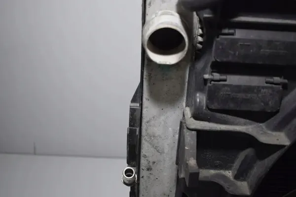 Refroidisseur de direction assistée BMW 5 (E60) 2.5L 2005 7553795 image 6