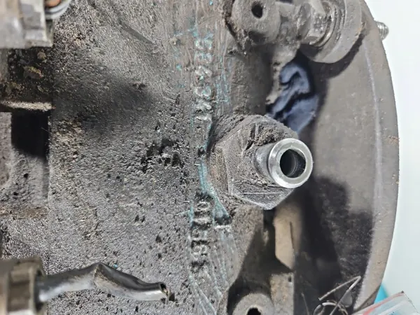 Pompe hydraulique OEM IMPRK1367312 pour balayeuse image 7