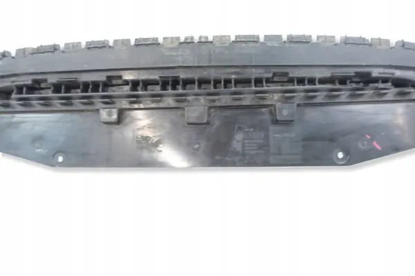 OEM 82A807611 etupuskurin spoileri Audi A1 II:lle image 6