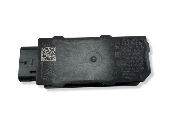 Cupra Formentor keyless module OEM 5WA962133B image 2