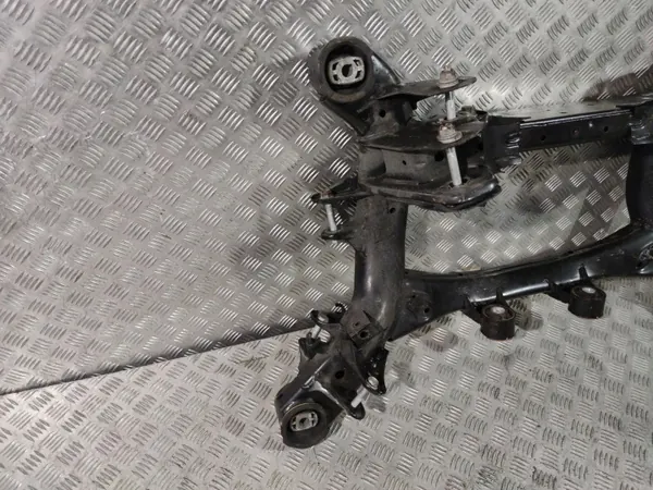 UTO19931 Taka-apukehys BMW X4 G02 2019:lle image 7