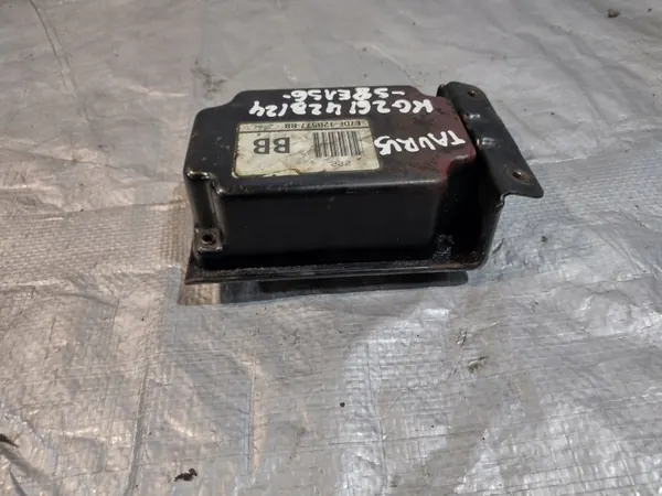 Jäähdytinpuhaltimen Moduuli Ford Taurus OEM E7DF-12B577-BB image 3