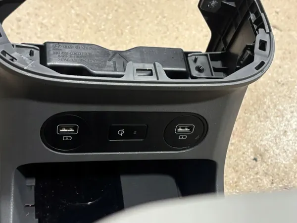 Console-armsteun Hyundai Ioniq 5 OEM LPV18667 image 8