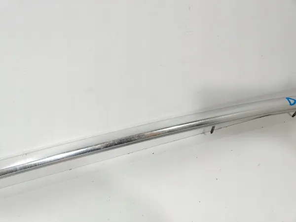 Barra de techo derecha Audi A6 C7 OEM 4G9860022A image 4