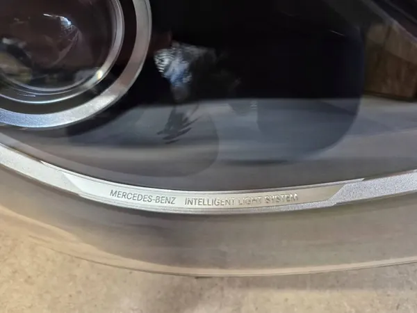 MERCEDES W246 Rechter Xenon Koplamp ILS image 3
