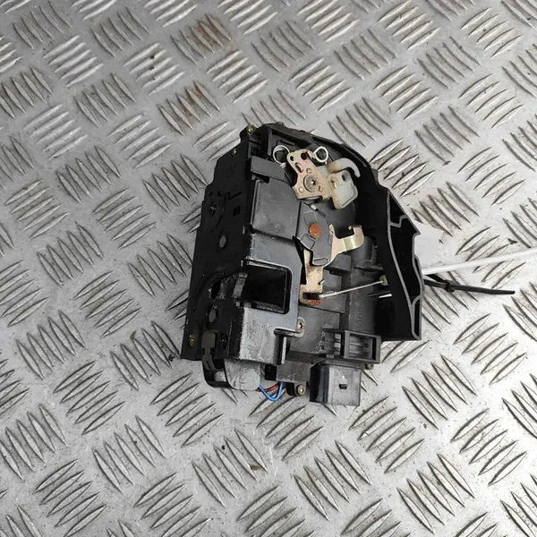 Vänster framdörrslås PORSCHE BOXSTER 3.2L bensin OEM 8N2837015B image 4