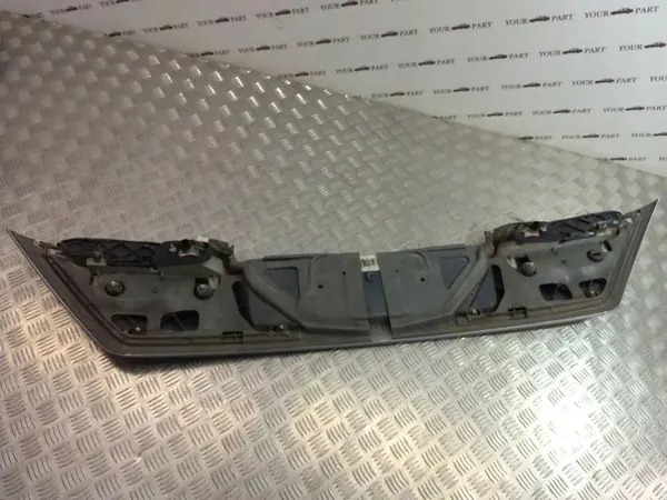 Garniture de hayon BMW 7 (E65, E66, E67) 7042921 image 2