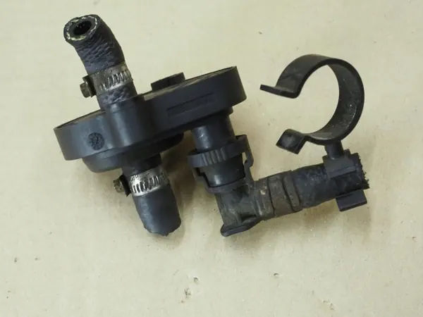 Fuel Return Valve OEM BMW - Used, Fits E39, X5, E38 image 2