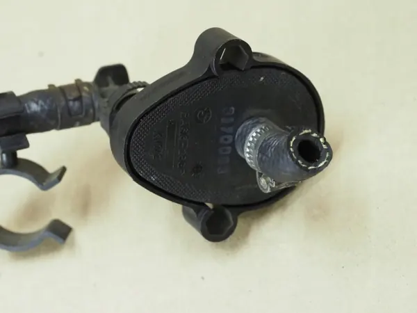 Fuel Return Valve OEM BMW - Used, Fits E39, X5, E38 image 7