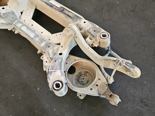 Hinterachsträger und Querlenker OEM IMPRK1536175 Ford Focus MK4 image 3