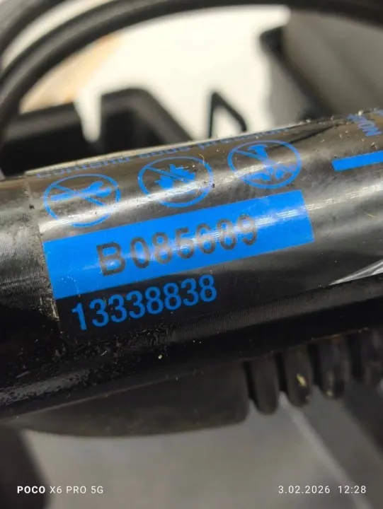 OEM 13338838 Kofferbakklepstang voor Opel Insignia A Station image 6