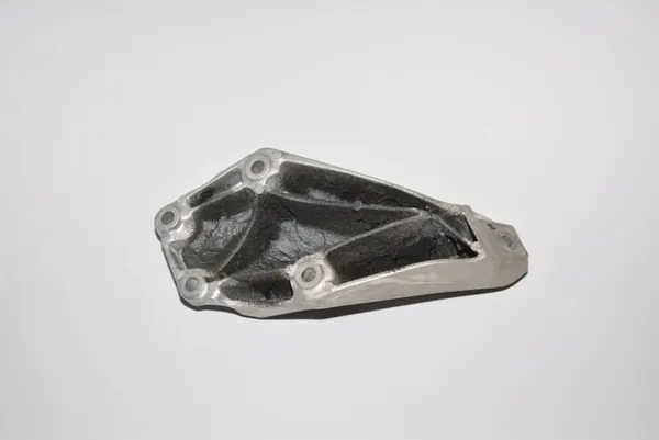 BMW motorfäste vänster OEM 6861401 för X3 F25 2.0L image 3