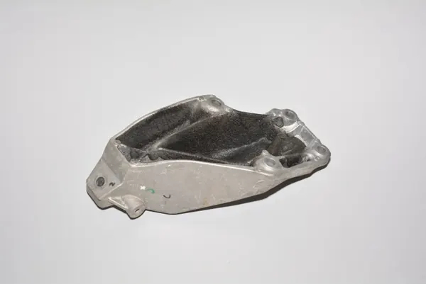 BMW motorfäste vänster OEM 6861401 för X3 F25 2.0L image 4