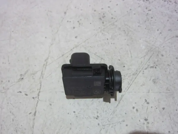 Sensor AUC BMW OEM 64116833647 - Estado usado image 2