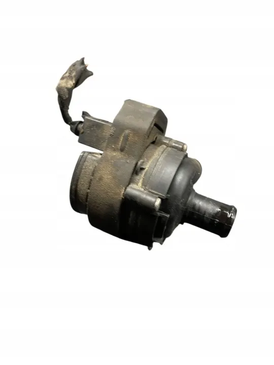 Pompe à eau Mercedes-Benz OEM 02775822 pour E W211 image 2