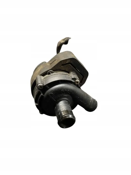 Pompe à eau Mercedes-Benz OEM 02775822 pour E W211 image 5