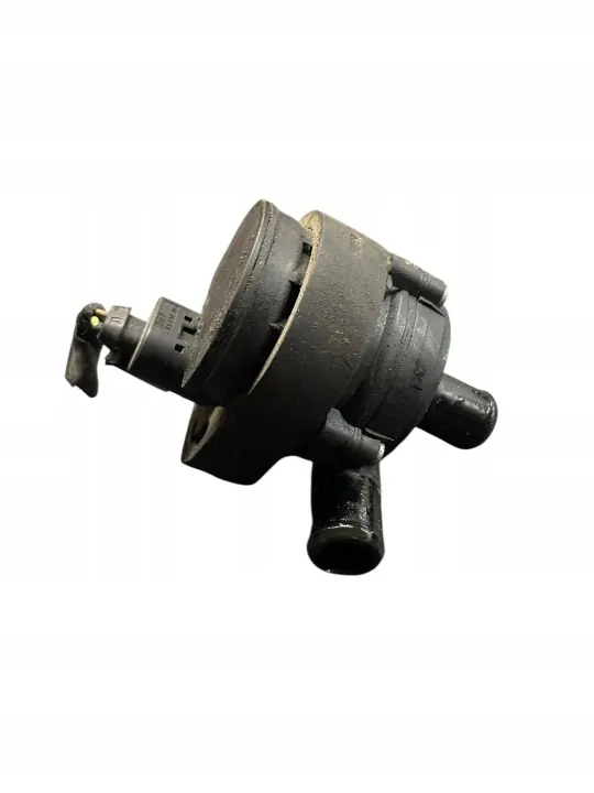 Pompe à eau Mercedes-Benz OEM 02775822 pour E W211 image 6
