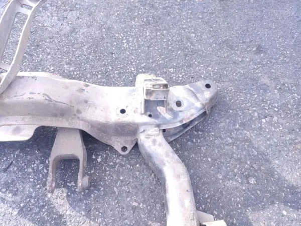 Renault OE 453868 Support Moteur pour Megane III 1.9 DCI image 4