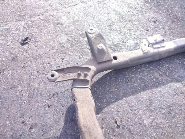 Renault OE 453868 Support Moteur pour Megane III 1.9 DCI image 5