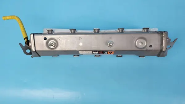 Airbag genou Toyota RAV4 V OEM TG17D02001 image 7