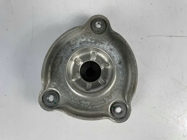 Vorderer rechter Stoßdämpfer OEM A2473230020 image 4