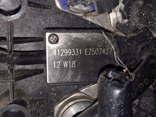 Réservoir AdBlue OEM 504349967 pour Iveco Stralis image 2