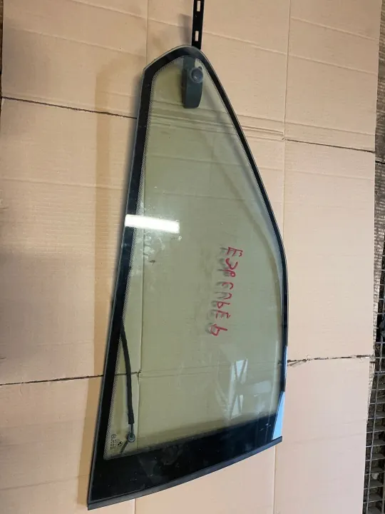 Vitre latérale arrière droite OEM 2432RGNC2RQO BMW 3 E36 image 2
